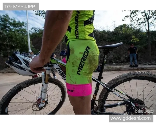 重庆极限运动队与深圳极限运动队赛后配合分析与战术反思